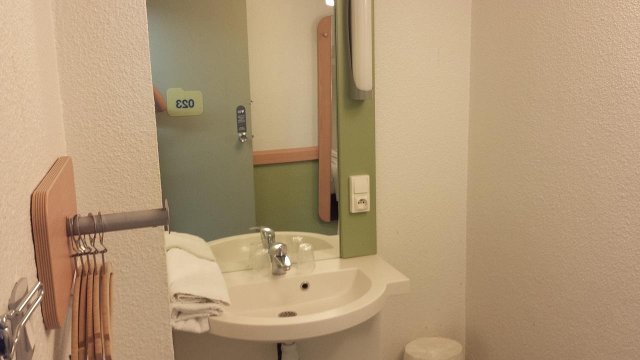 Ibis Budget Stains - Saint Denis - Universite Eksteriør bilde
